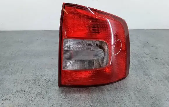 Skoda Octavia Mk2 (1Z) Rear/tail lights 1Z9945096A