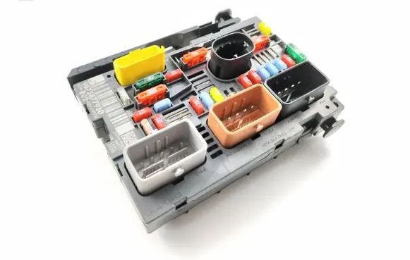 Citroen Berlingo Fuse box set 9675877980