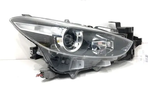 Mazda 3 II Headlight/headlamp B63B-51030