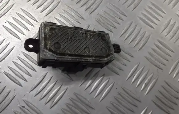 Ford Mondeo MK IV Heater blower fan relay 6G9T-19E624-DB