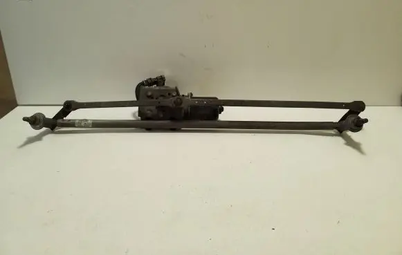 Iveco Daily 5th gen Front wiper linkage and motor 53556502 54523411 8200336395