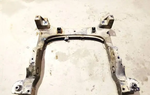 Mercedes-Benz A W169 Front subframe