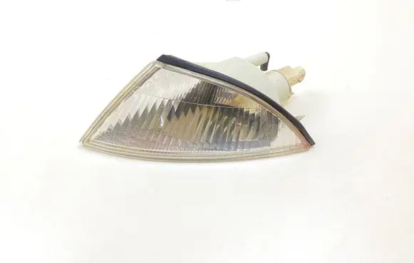 Mitsubishi Carisma Front indicator light MB952157