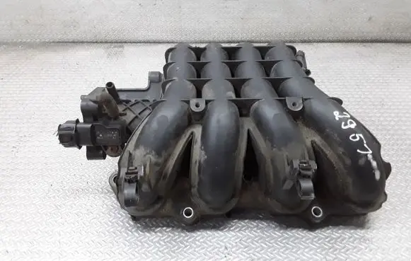 Mitsubishi Colt Intake manifold MN143823