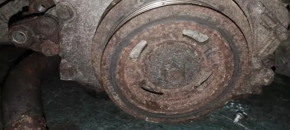 Suzuki Swift I Crankshaft pulley