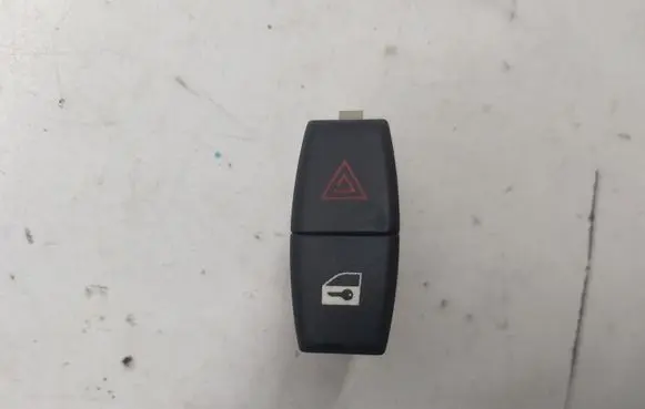 BMW 5 E60 E61 Hazard light switch 6919506