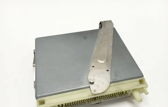 Volvo S70 V70 V70 XC Engine control unit/module 0281001592 17390790 P01270297