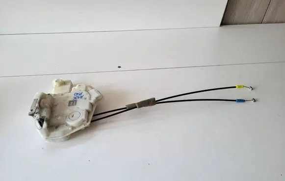 Mitsubishi ASX Front door lock
