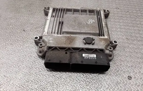 KIA Rio Engine control unit/module 3910026CF0 GJB644DF665000