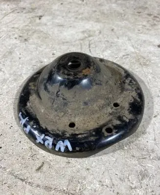 Coil spring mount