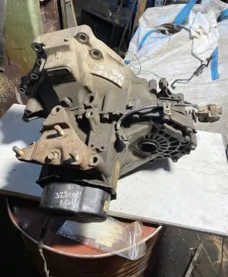 Mazda 323 F Manual 5 speed gearbox G5mz0 1tf0406080
