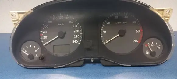 Volkswagen Sharan Speedometer (instrument cluster) 7M0919861P