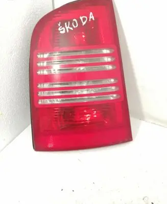 Volkswagen Golf III Rear/tail lights 109945257
