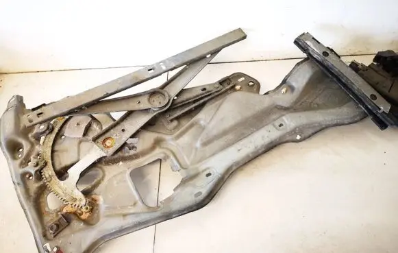 Renault Laguna I Sliding door window regulator with motor