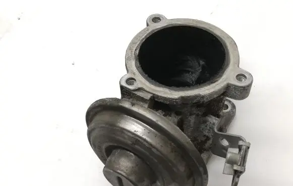 BMW 5 E60 E61 EGR valve 7791480