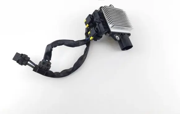Jeep Grand Cherokee Fan control module 4993003591