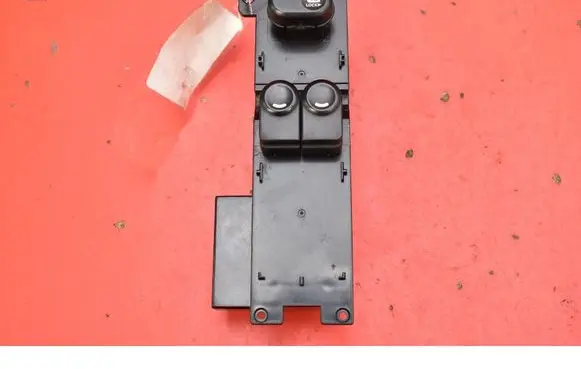 Hyundai i30 Electric window control switch 935702L100