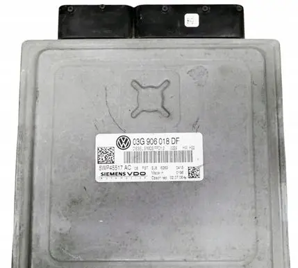 Volkswagen Golf V Engine control unit/module 03G906018DF 5WP45517AC