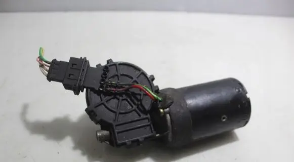 Peugeot 206 Wiper motor 0390241360