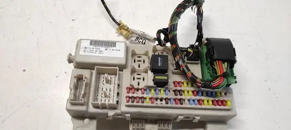 Ford Focus Fuse module 4M5T14A073CG 230305 519100507