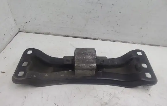 Mercedes-Benz E W211 Gearbox mounting bracket A2112421901