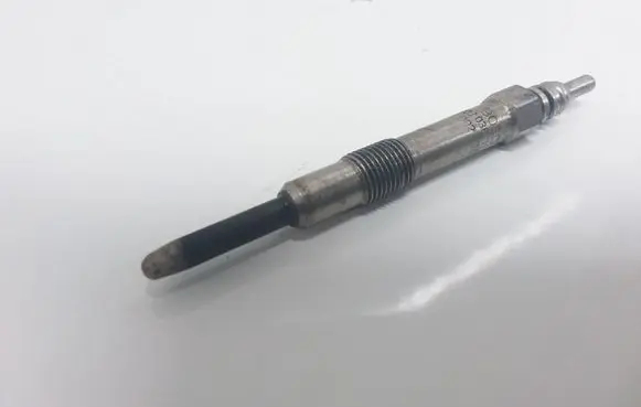 Opel Vectra C Glow plug 0250202036