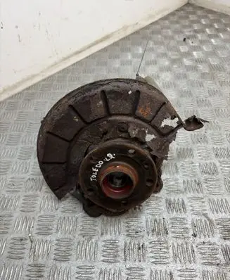Seat Toledo III (5P) Front wheel hub 