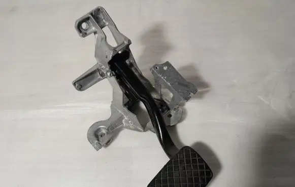 Audi Q8 Brake pedal 4M1723117E