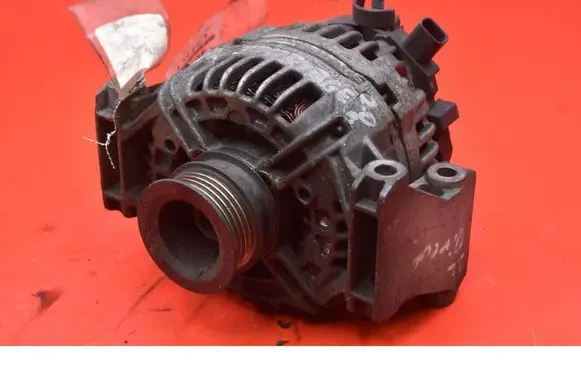 Opel Vectra C Generator/alternator 55556065ZG