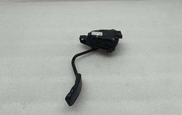 Renault Trafic II (X83) Accelerator throttle pedal 7700313060 6PV00811914