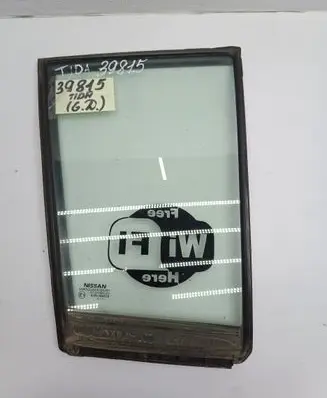 Nissan Tiida C11 Rear vent window glass 