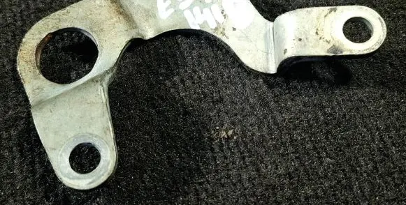 BMW 5 E39 Other engine bay part F0363