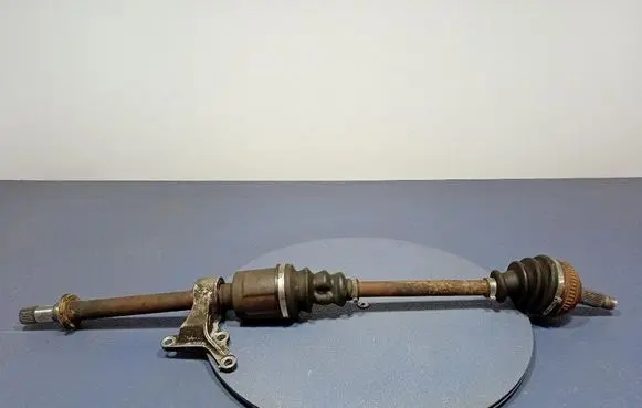 Front driveshaft
