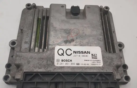 Nissan X-Trail T32 Engine control unit/module 237104BE0D 0281031099 1039S72177