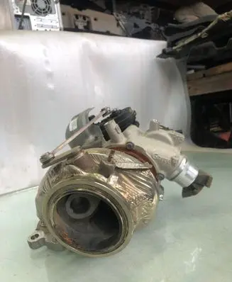 Mercedes-Benz GLA H247 Turbo A2820907800