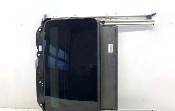 Mercedes-Benz CLS C218 X218 Sunroof set A2187800629