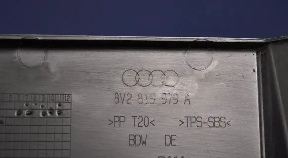 Audi A6 S6 C7 4G Other body part 8V2819979A