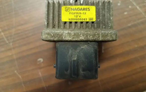 Renault Megane II Glow plug pre-heat relay 8200859243 FGPR812