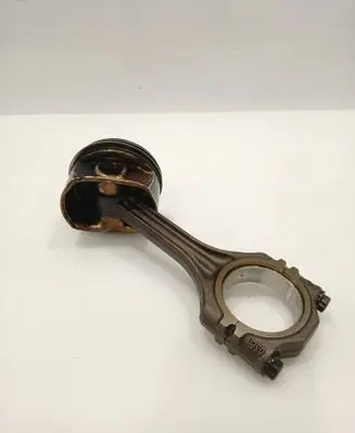 Volkswagen Golf VI Piston with connecting rod 
