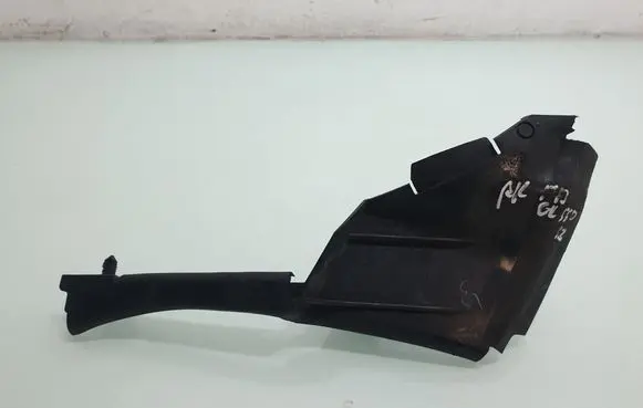 Mercedes-Benz GL X164 Intercooler air guide/duct channel 1645001916