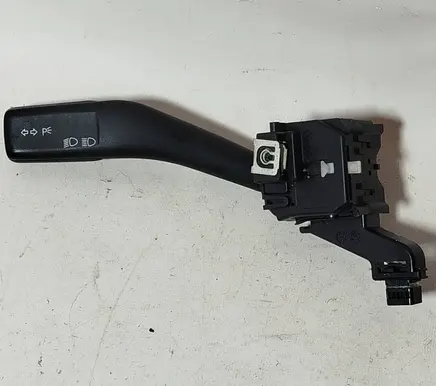 Volkswagen Jetta V Indicator stalk 1k0953513 HW000 5NC0044