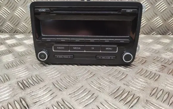 Volkswagen Caddy Radio/CD/DVD/GPS head unit 1K0035186AQ 7642272360