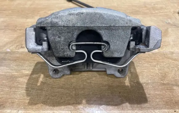 Jaguar F-Pace Front brake caliper HK832078AE