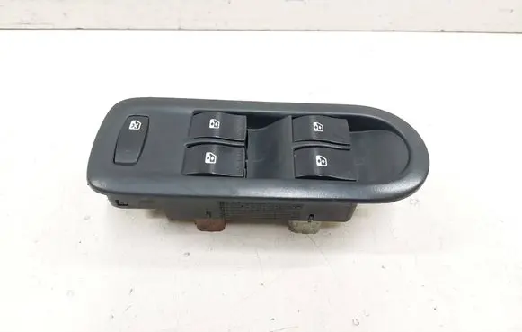 Renault Scenic II - Grand scenic II Electric window control switch 156018070 025330