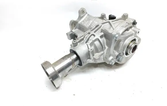 Gearbox transfer box case