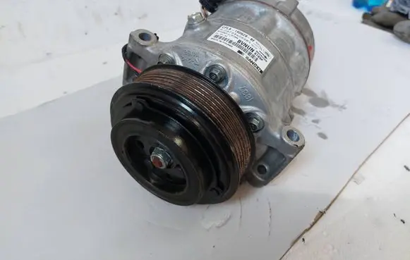 Land Rover Discovery Sport Air conditioning (A/C) compressor (pump) CPLA19D629BF 087886066B4