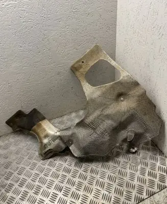 Nissan Juke I F15 Sound insulation of firewall 