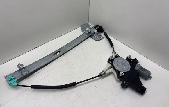 KIA Rio Front door window regulator with motor 824501W010