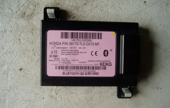 Honda Accord Bluetooth control unit module 39770TL0G010M1