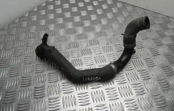 Skoda Octavia Mk2 (1Z) Engine coolant pipe/hose 5K0121087 VD15411